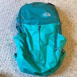 aleia 22 backpack